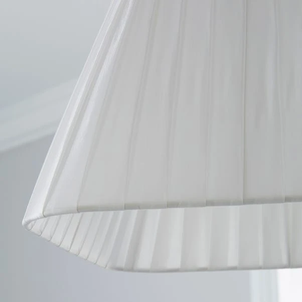 Dunelm Square Pleat Lamp Shade 25cm Ivory 5 Dunelm Square Pleat Lamp Shade 25cm Ivory - Image 3