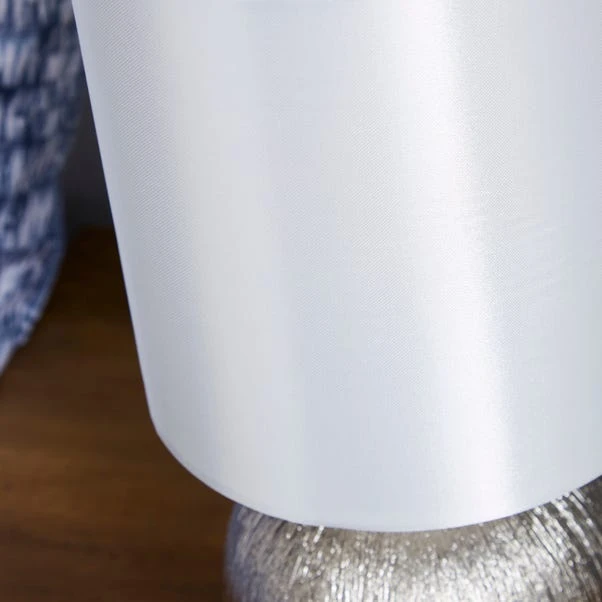 Dunelm Adana Mini Ceramic IvoryTouch Dimmable Lamp 6 Dunelm Adana Mini Ceramic IvoryTouch Dimmable Lamp - Image 4