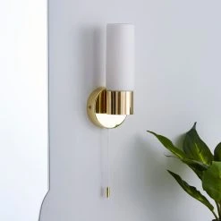 Dunelm Porto Bathroom Wall Light Brass 9 Dunelm Porto Bathroom Wall Light Brass -Dunelm Shop 1000182551 alt01