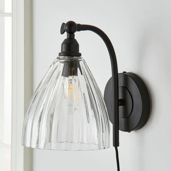 Churchgate Allexton Black Wall Light 4 Churchgate Allexton Black Wall Light - Image 2