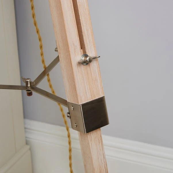 Dunelm Trio Tripod Light Wood Floor Lamp 6 Dunelm Trio Tripod Light Wood Floor Lamp - Image 4